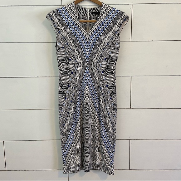 White House Black Market Dresses & Skirts - White House Black Market Cap Sleeve Sheath Dress. Size 4.